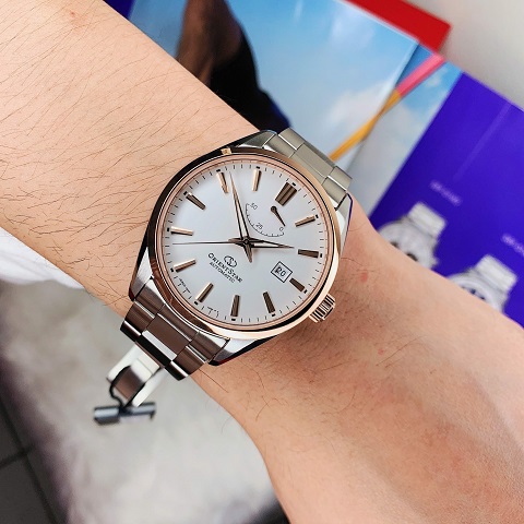 re-au0401s00b